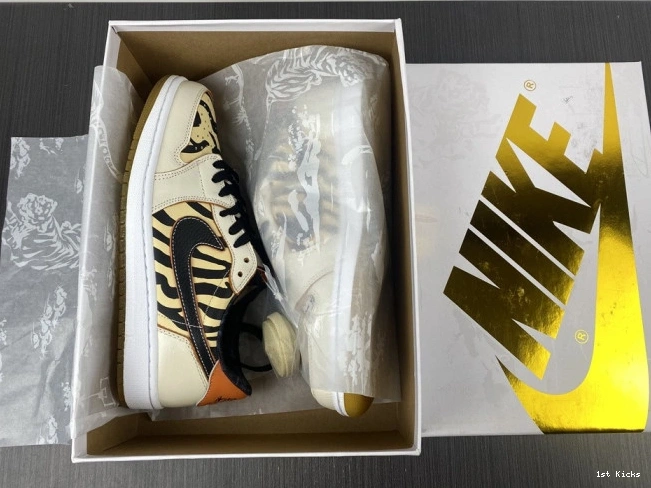 1st Kicks Shoes DH6932-100 1 Tiger Low OG the Air Year of Jordan 0707